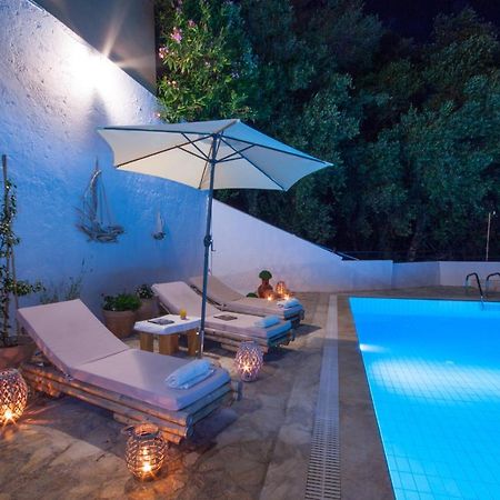 Odyssey Villas Кассиопи Экстерьер фото